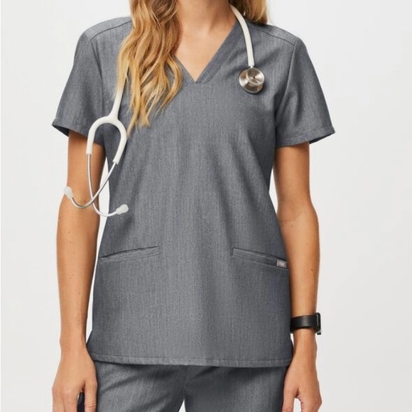 Figs Casma Three-Pocket Scrub Top Graphite size X-LARGE - Picture 1 of 10